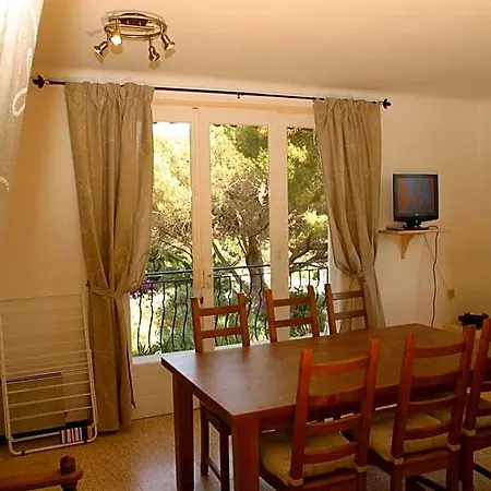 Location Corsica شقة *