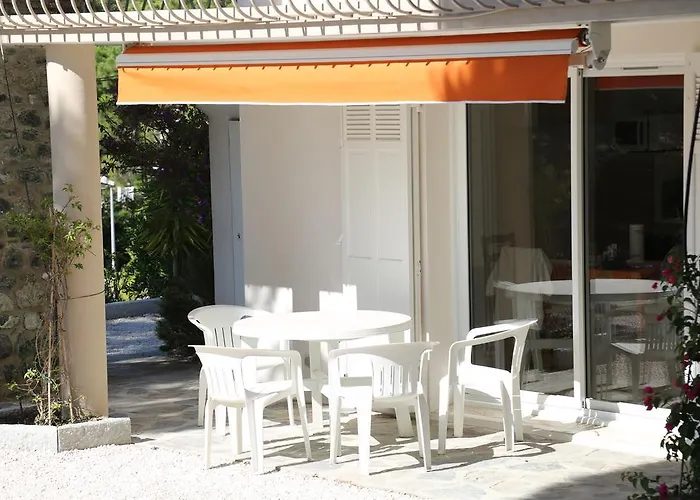 Location Corsica Lejlighed Cavalaire-sur-Mer